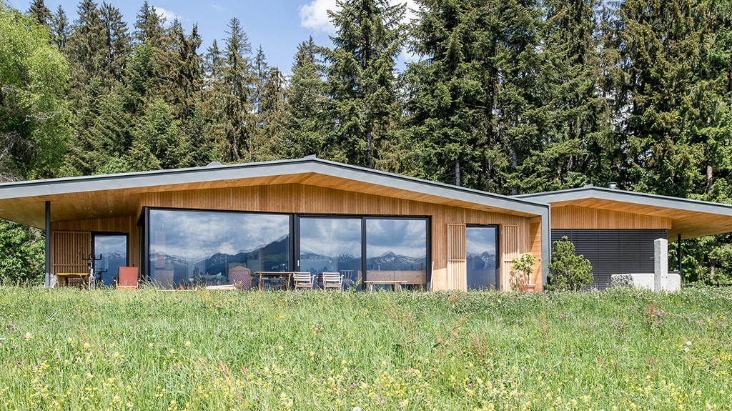 Fenetre en bois aluminium pour maison passive